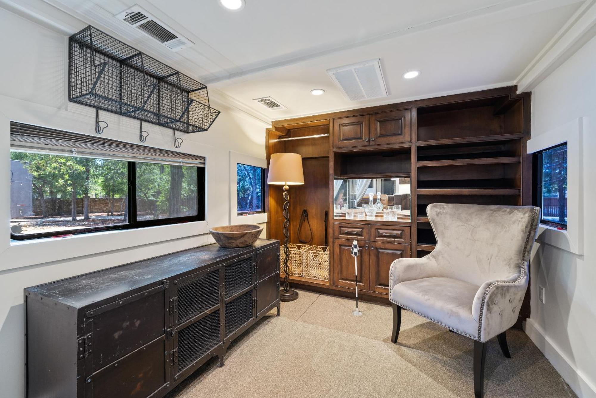 7744 Ranch Glamping Resort Austin Ruang foto